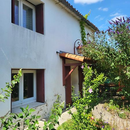 La maison rouge paisible maison de pays Saujon Extérieur photo