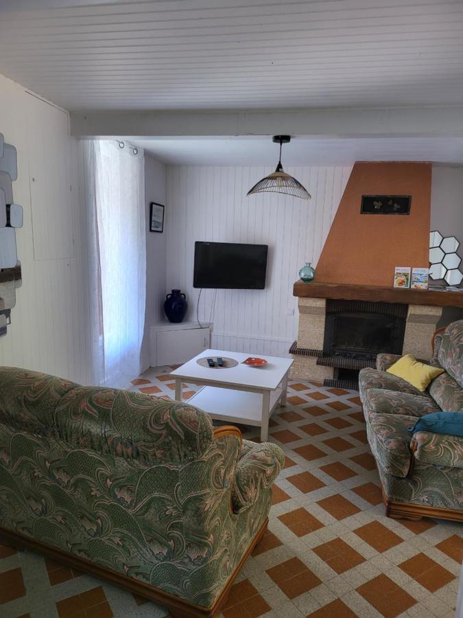 La maison rouge paisible maison de pays Saujon Extérieur photo